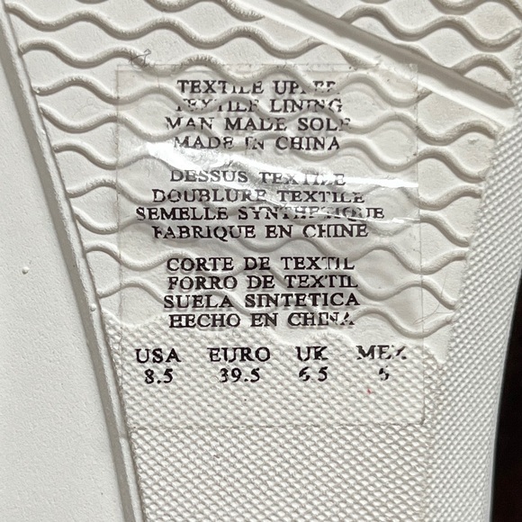 NWOT - Kenneth Cole Mello Lace Up Sneakers - Picture 11 of 11